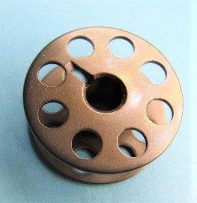 Bobbin M style with Slot Metal