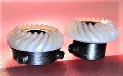 GEAR Singer 600 Hook Set of 2