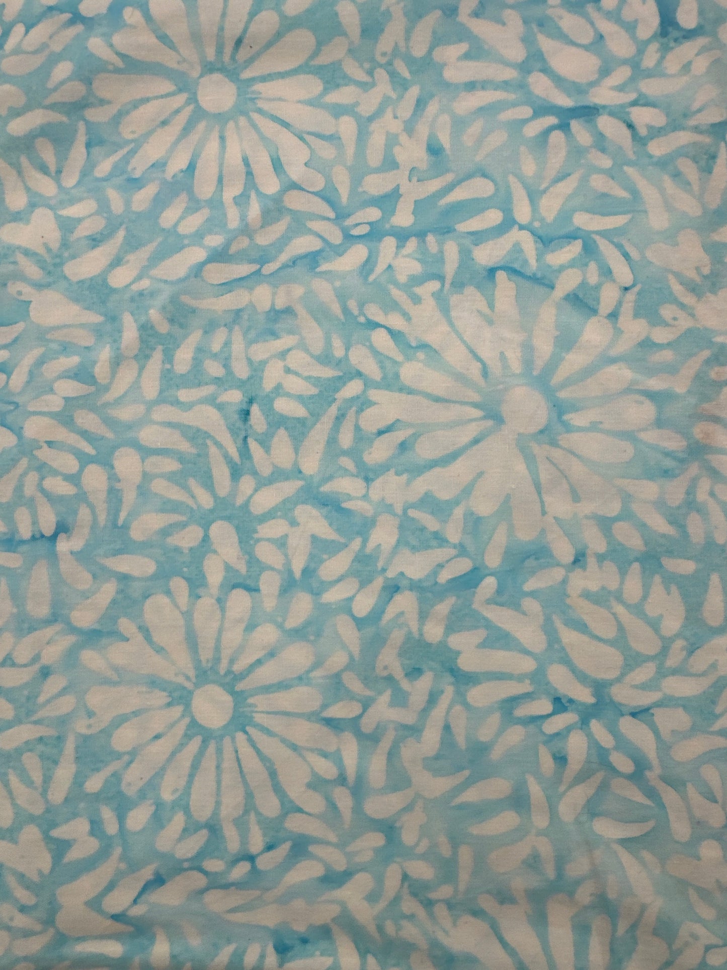 AN White Flowers on Chlorine Blue
