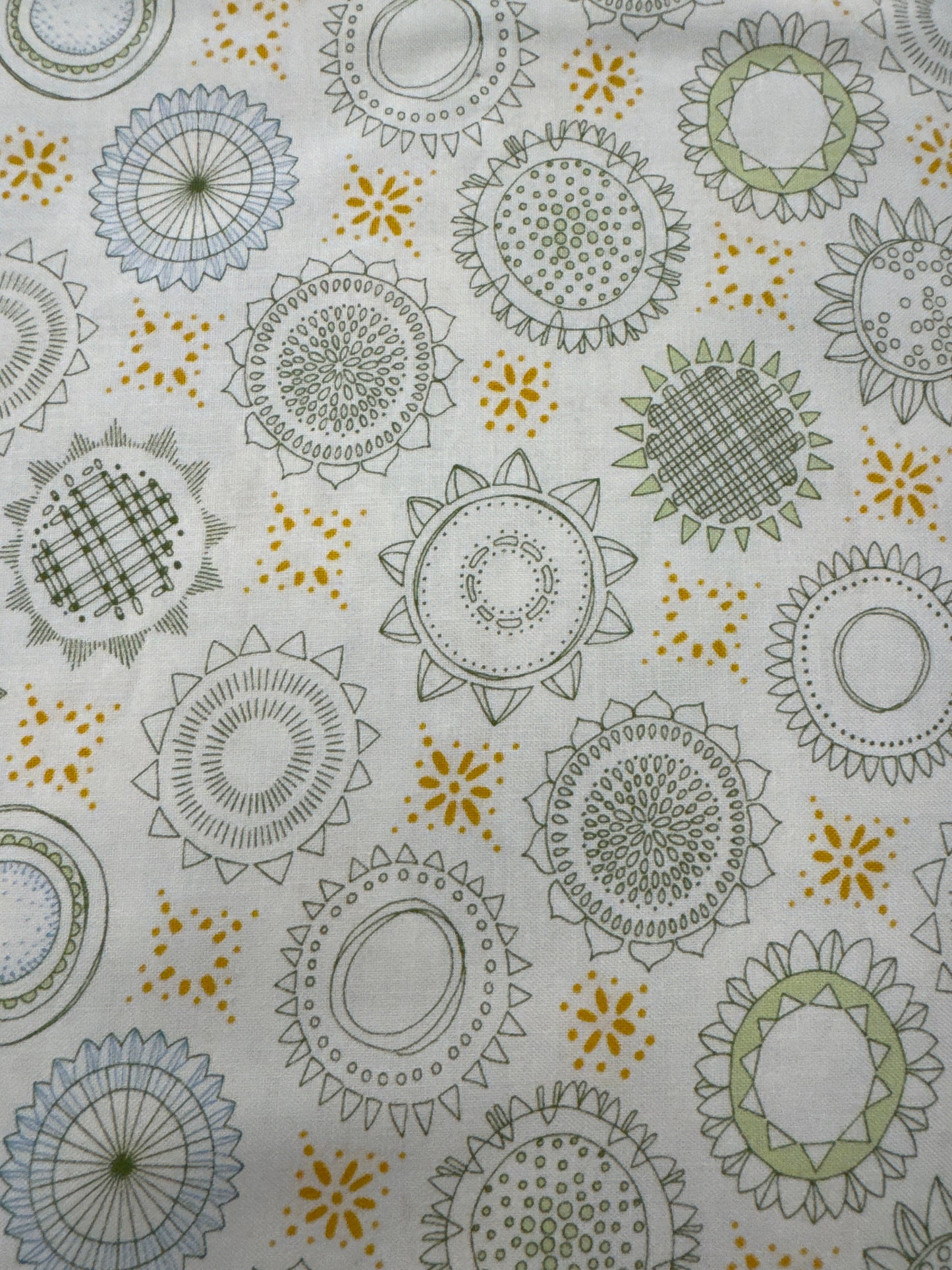 MO Solana Green on White