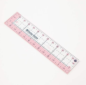 RB Lori Holt Cute Cuts™ Ruler 1 1/2" x 6 1/2"
