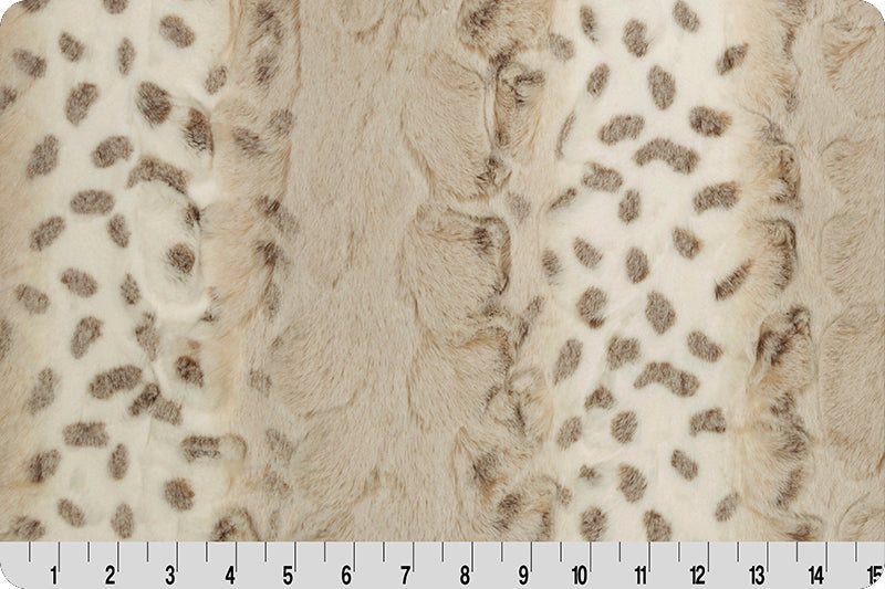 Ice Taupe Signature Luxe Cuddle Arctic Lynx Blanket 60" x 72"