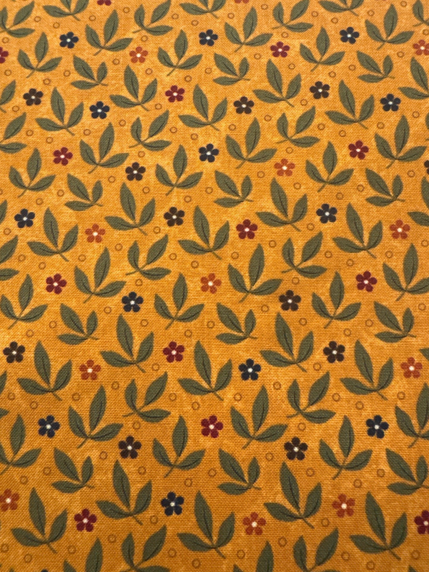 MO Fluttering Leaves Dark Amber
