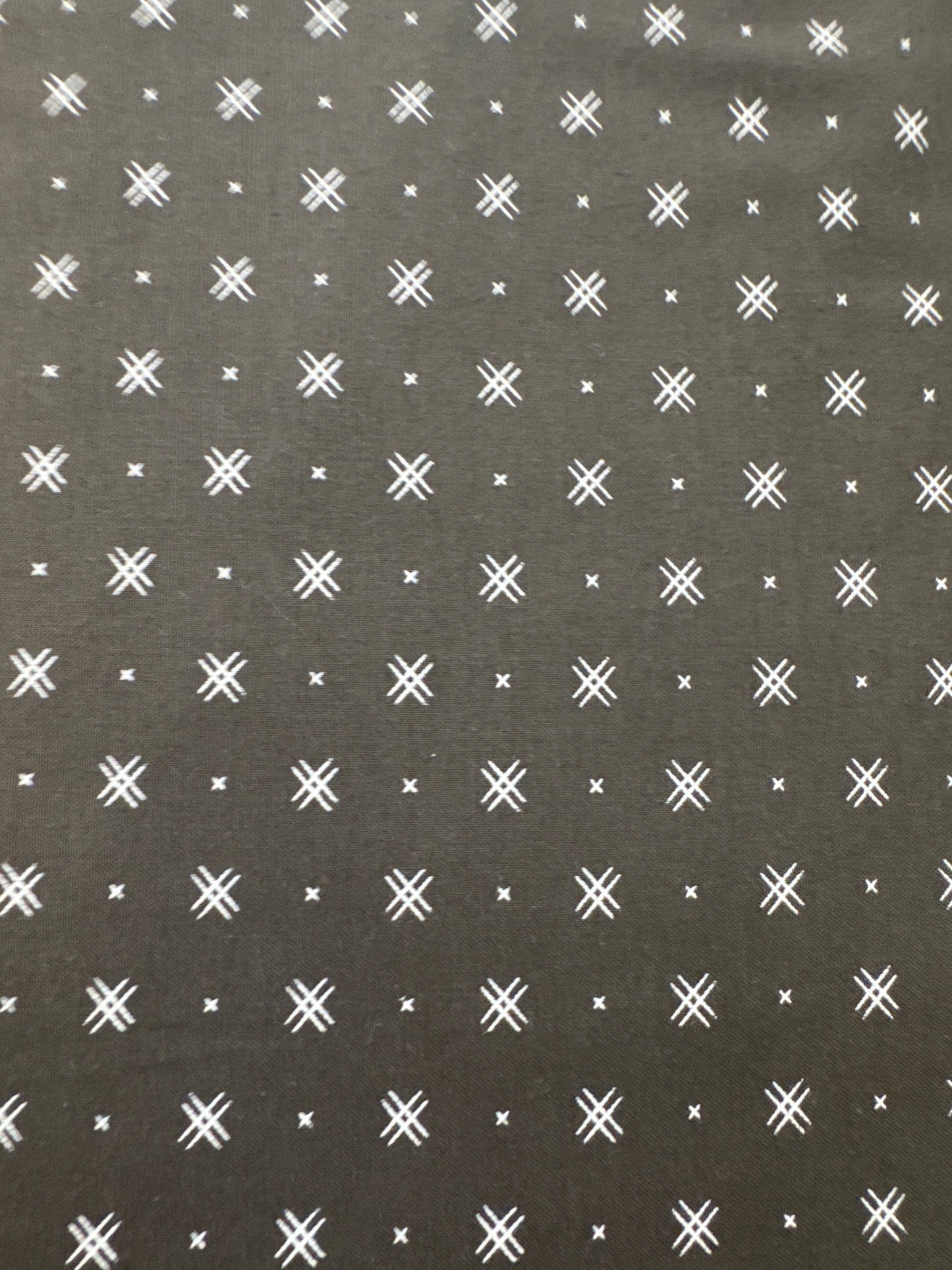 MO Beyond Bella New Crosshatch Dark Grey