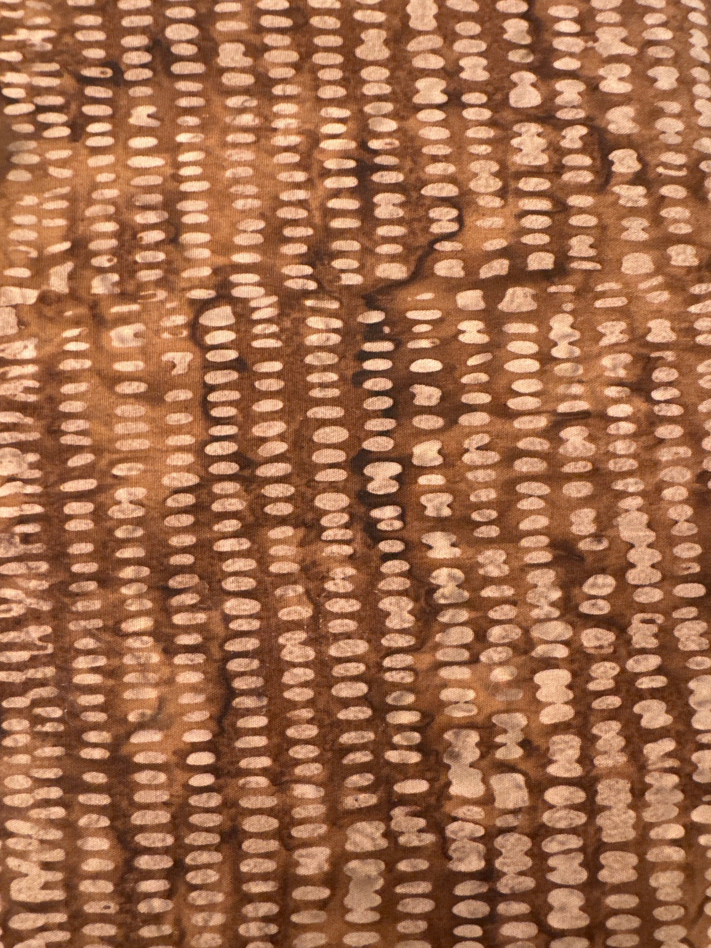 AN Dotted Along The Way Brown