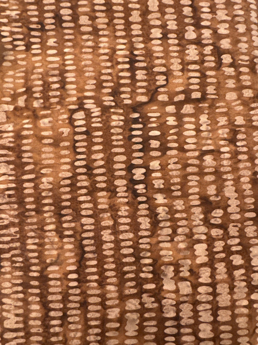 AN Dotted Along The Way Brown