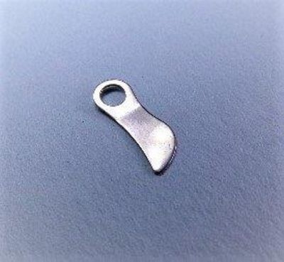 SPRING bobbin case Singer 29-4