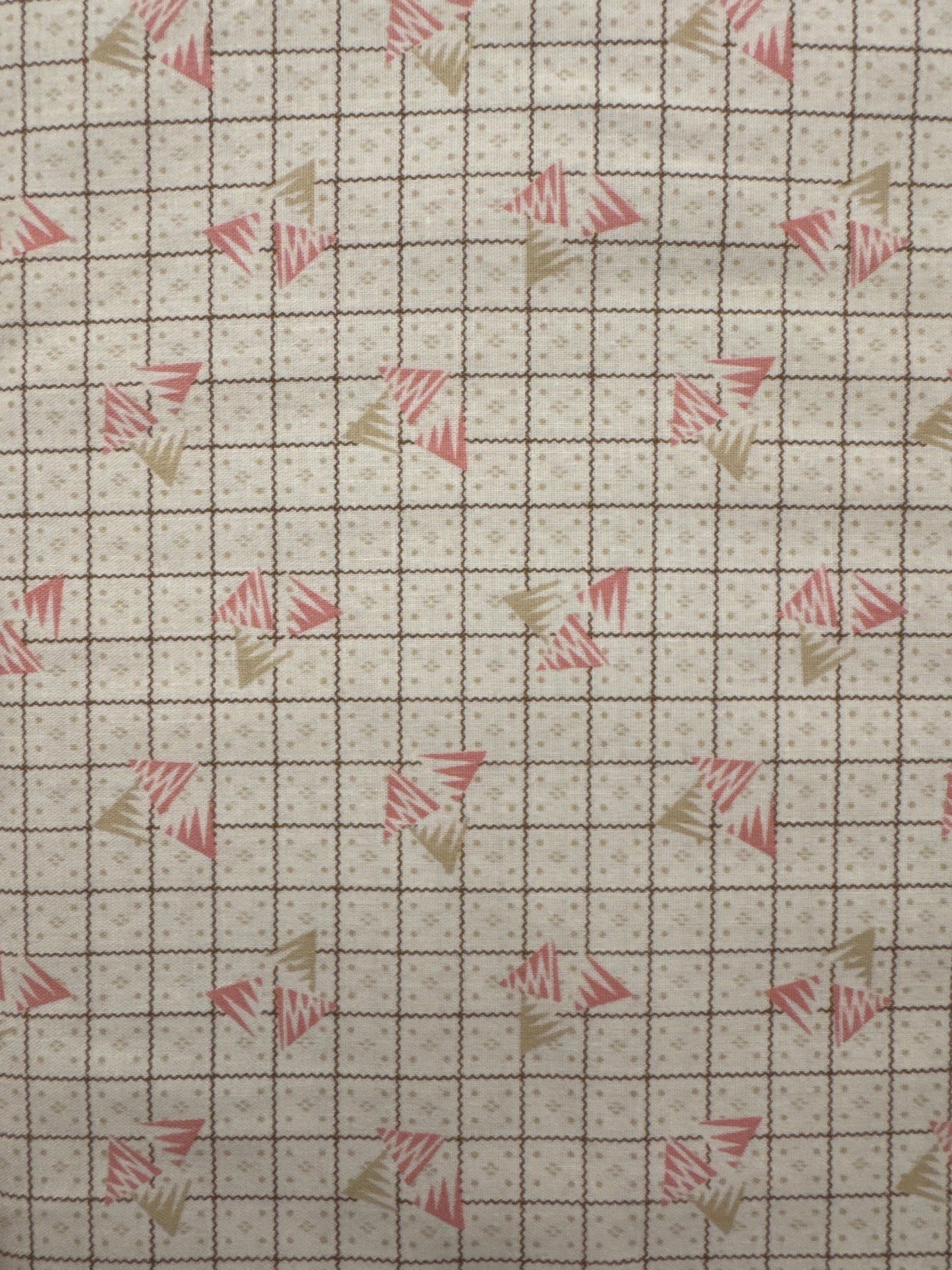 WD Lexington Grid Cream