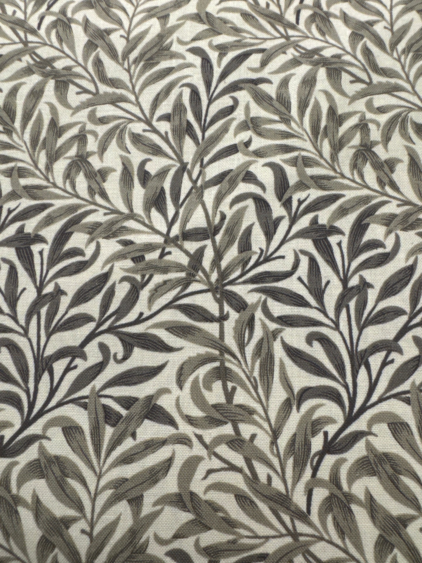 MO Ebony Suite Grey