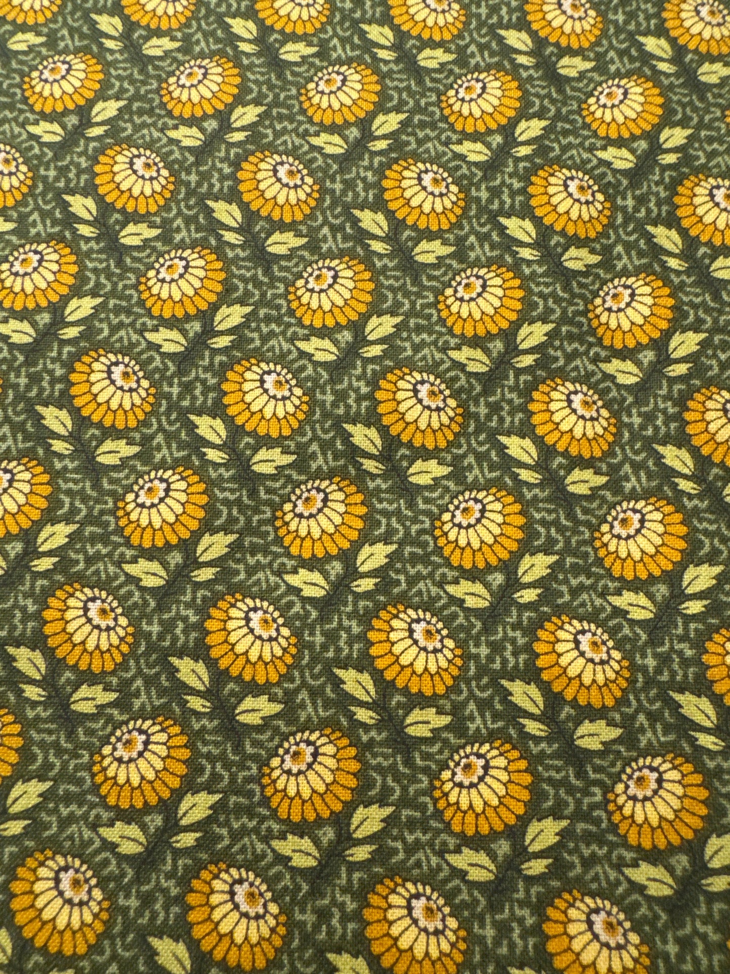 AN Autumn Woods Flower Toss Dark Olive