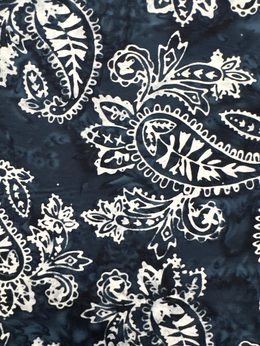 AN Paisley Decoration on Dark Blue