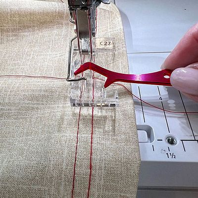 Gail Yellen'sCover/ Chainstitch Locking Fork Red