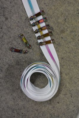 White Met Zip Tape 2.5yds RB