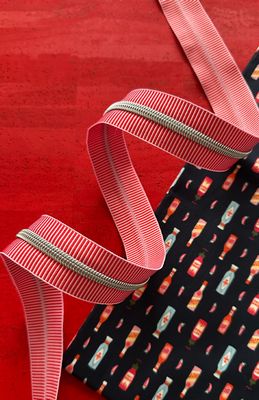 Red Stripe Zipper Tape with Nickel teeth