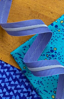 Blue Stripe Zipper Tape with Nickel teeth