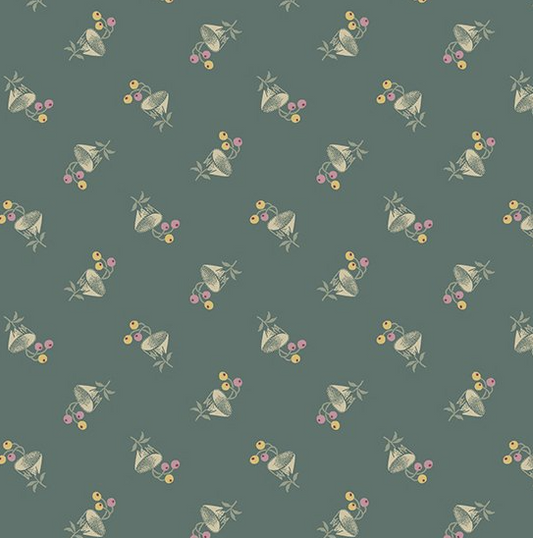 AN English Garden by Laundry Baskets Quilts Color T