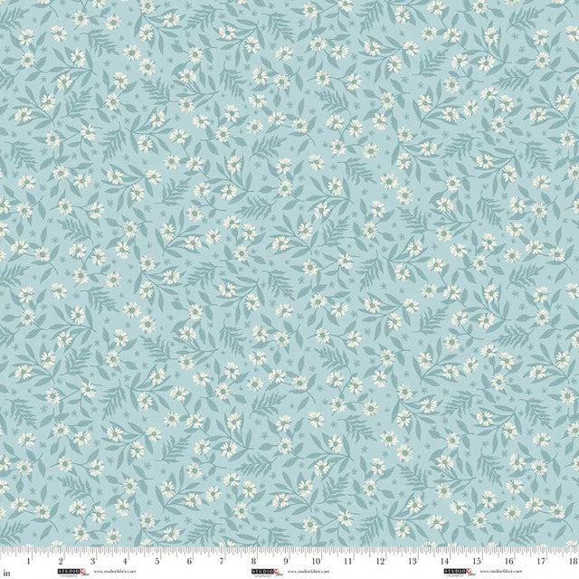 Serene Blue Daisy Layla 44"/45" Cotton Fabric per Yard