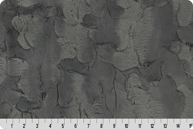 Iron Signature Luxe Cuddle Hide Blanket 60" x 72"