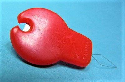 Needle Theader Cutter
