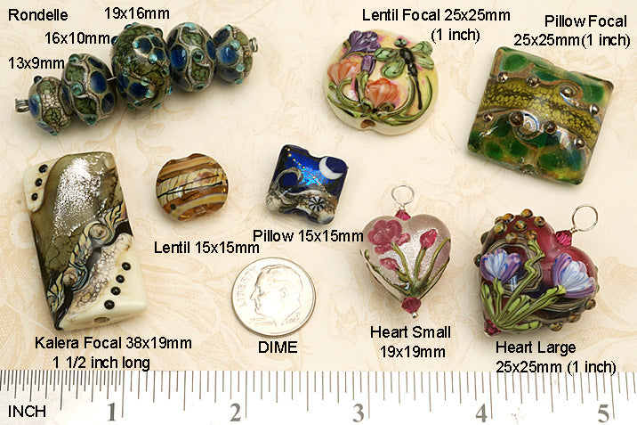 11840505 - Loving Cat Heart Bead
